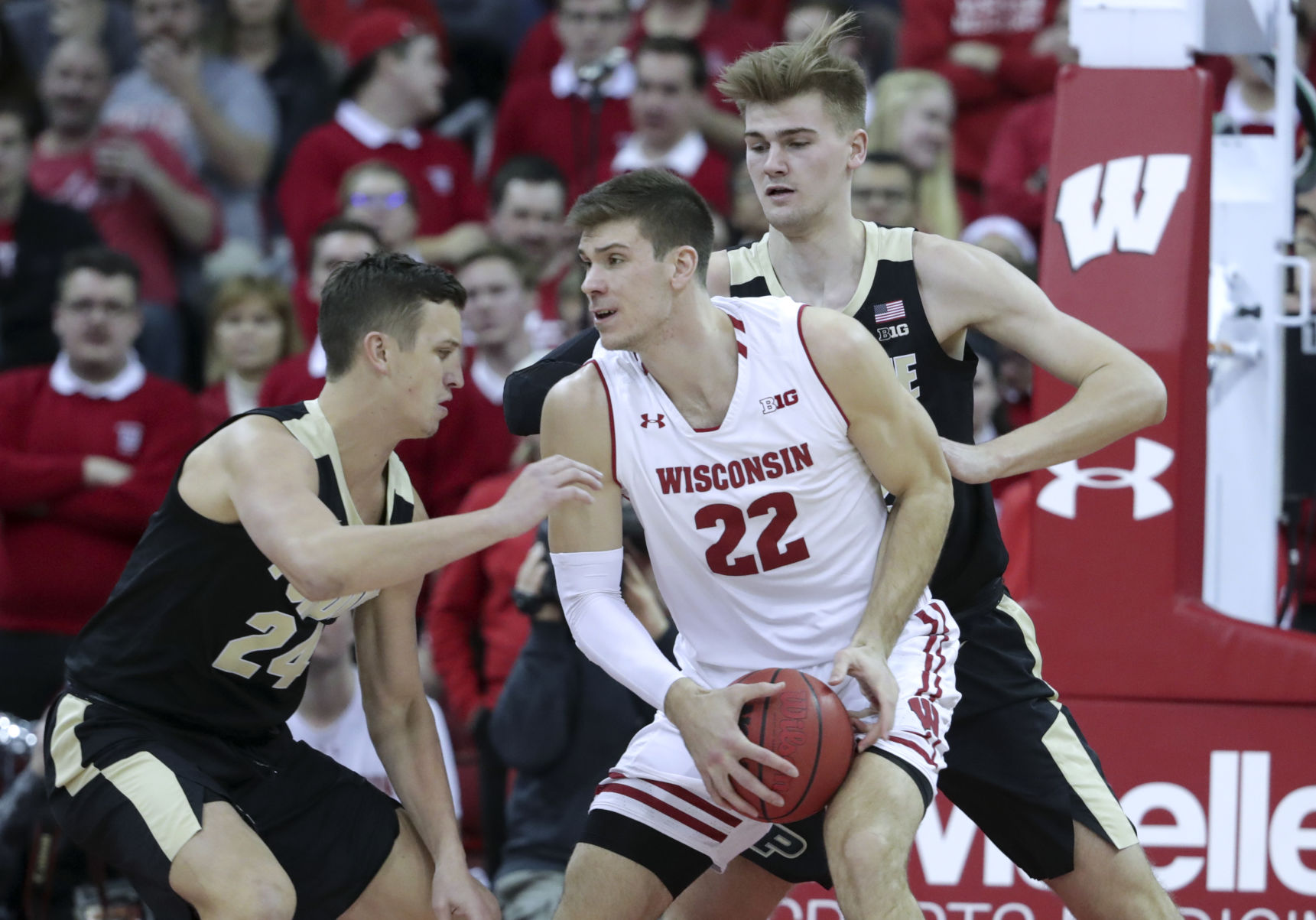 Boilermakers 84, Badgers 80 (OT)